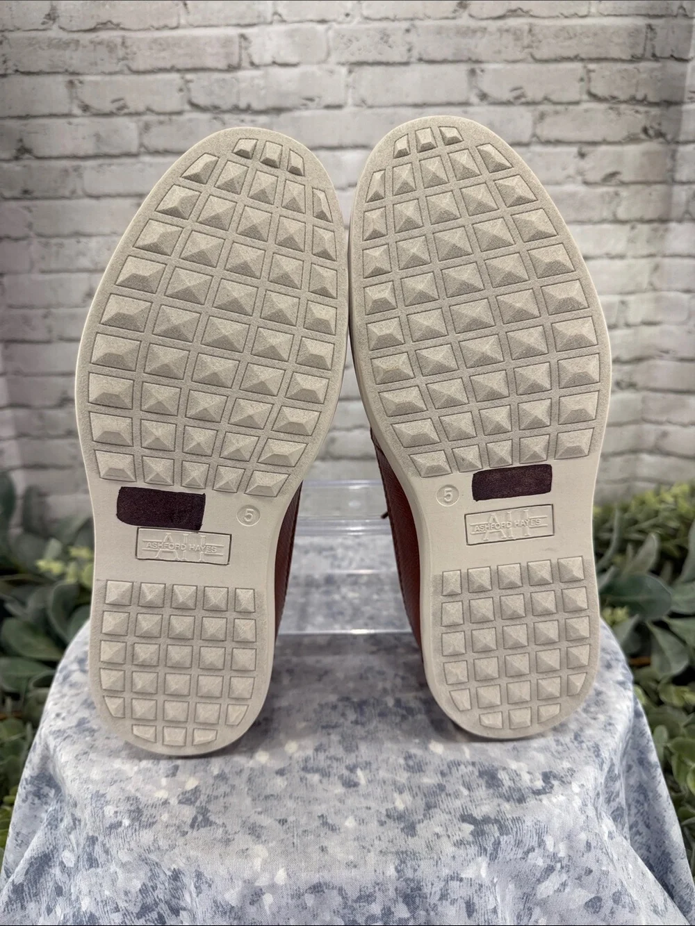 ASHFORD HAYES “Dozer” Caramel Perforated Round-Toe Dress Casual Oxfords Boys 5M